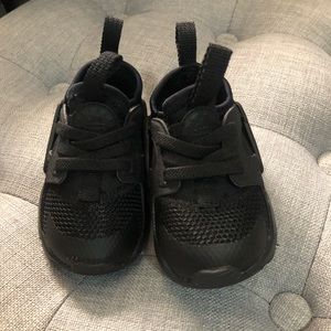 Baby Huaraches size 4c